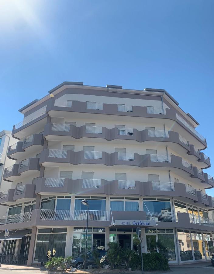 Hotel Bellevue Каорле Екстериор снимка